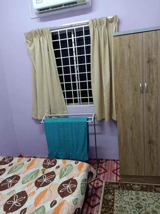 Aliza Scawa Homestay Куала Пила Екстериор снимка