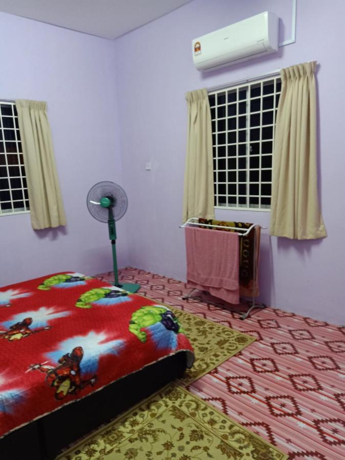 Aliza Scawa Homestay Куала Пила Екстериор снимка