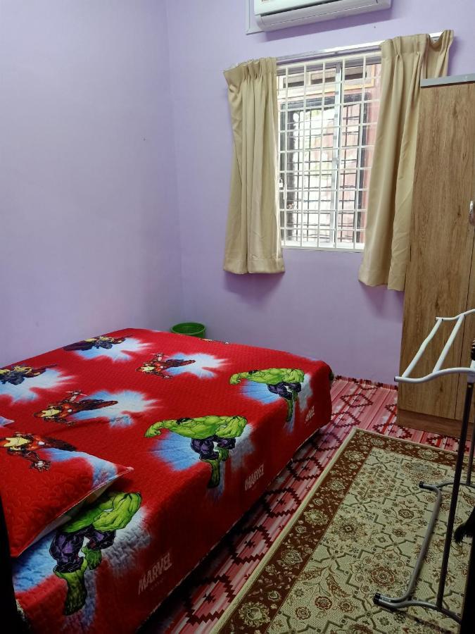 Aliza Scawa Homestay Куала Пила Екстериор снимка